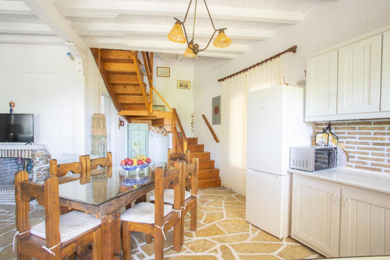 Traditional Family Villa Southern Lefkada Sívros Eksteriør bilde